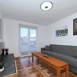 Oliva * Vrsi