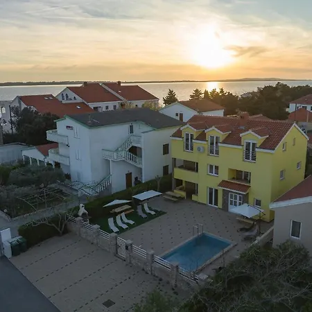 Oliva Apartamento Vrsi