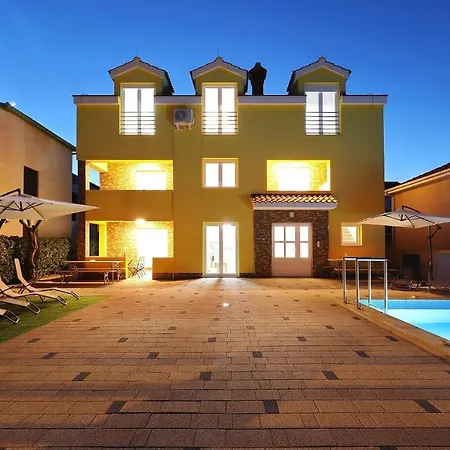 Oliva Apartment