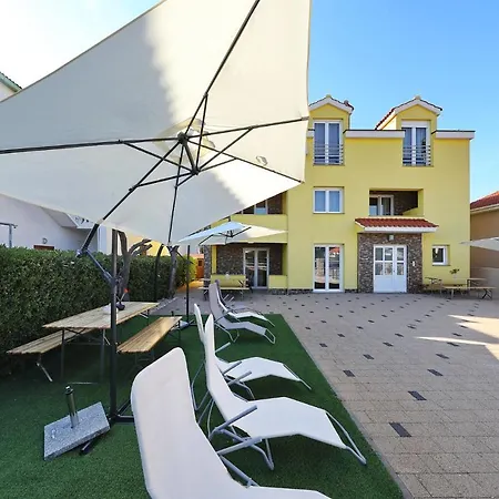 Apartment Oliva *