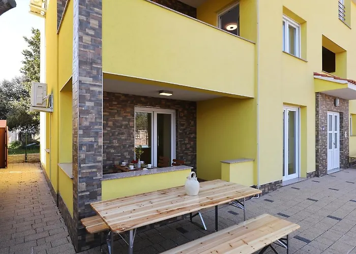 Apartment Oliva Vrsi