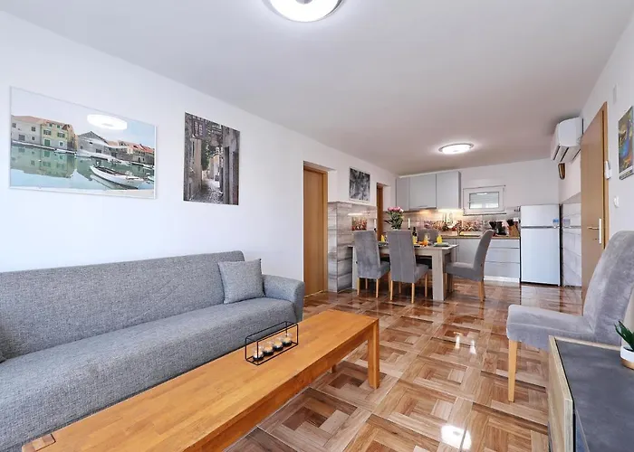 Oliva Apartment