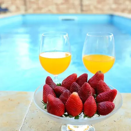 Oliva アパート ヴーシ