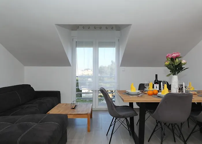 Oliva Apartamento Vrsi